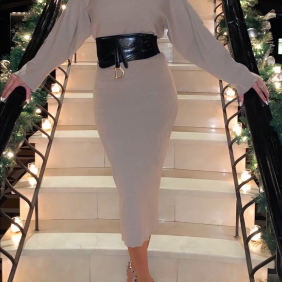 Gorgeous Dior lambskin saddle belt. Must have 🔥🔥 - Picture 6 of 15